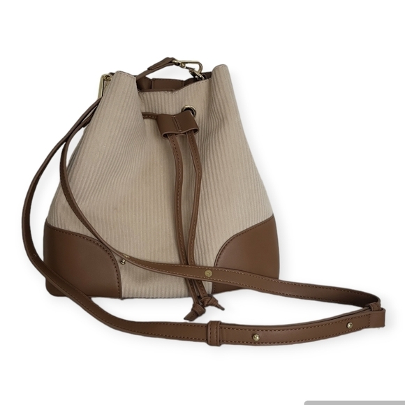 Isaac Mizrahi Tan & Brown Leather Crossbody Bucket Bag - Picture 1 of 9